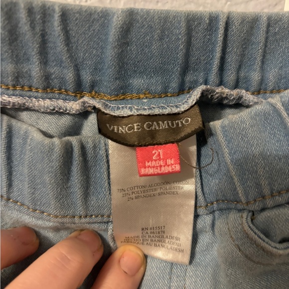 Light wash toddler Vince camuto jeggings 2t - Picture 5 of 7